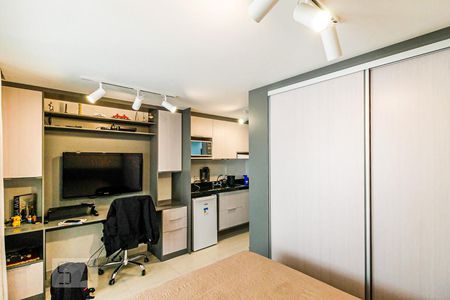 Quarto de kitnet/studio para alugar com 1 quarto, 26m² em Campo Belo, São Paulo