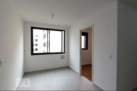 Sala de apartamento para alugar com 2 quartos, 33m² em Jurubatuba, São Paulo