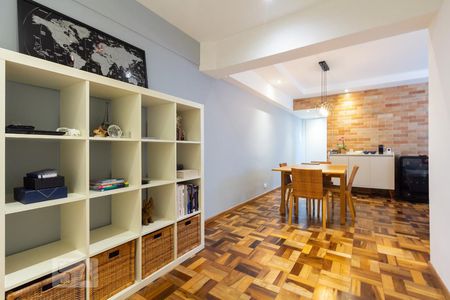 Sala de apartamento à venda com 2 quartos, 80m² em Itaim Bibi, São Paulo