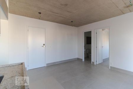 Salas e Cozinha de kitnet/studio para alugar com 1 quarto, 40m² em Cambuí, Campinas