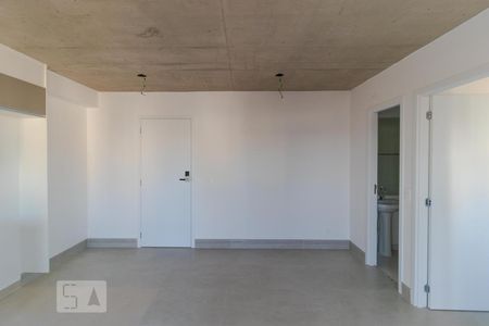 Salas de kitnet/studio para alugar com 1 quarto, 40m² em Cambuí, Campinas