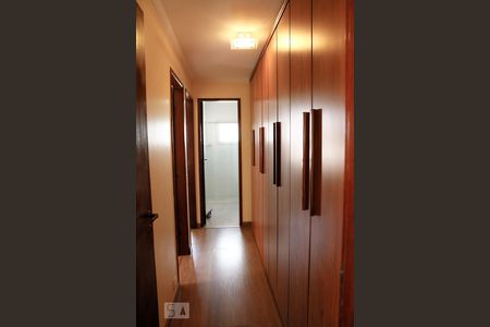 Corredor de apartamento para alugar com 2 quartos, 69m² em Jardim Santa Cruz (campo Grande), São Paulo