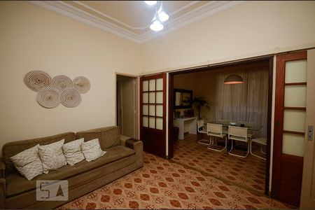 Sala de casa para alugar com 5 quartos, 450m² em Boa Viagem, Niterói