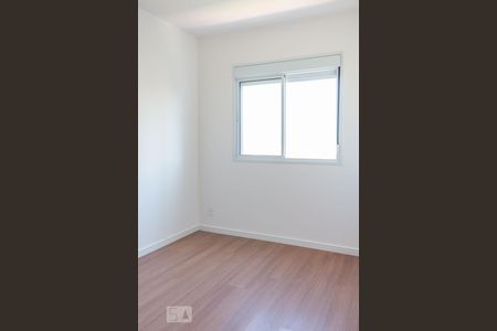 Quarto de apartamento para alugar com 1 quarto, 46m² em Jardim Tupanci, Barueri