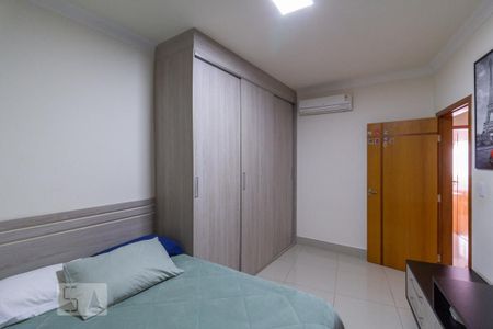 Quarto 1 de casa à venda com 3 quartos, 182m² em Chácara Inglesa, São Paulo