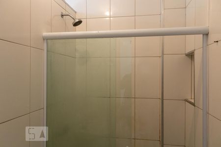 Banheiro de apartamento para alugar com 1 quarto, 36m² em Tijuca, Rio de Janeiro