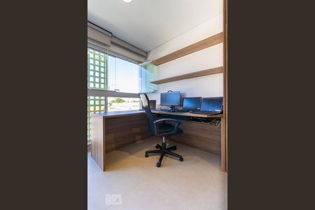 Studio - Estação de trabalho de kitnet/studio à venda com 1 quarto, 45m² em Centro, Campinas