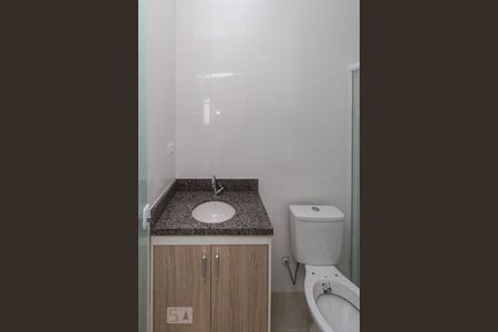 Banheiro da Suite de apartamento para alugar com 1 quarto, 36m² em Vila Invernada, São Paulo
