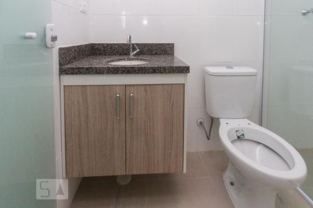 Banheiro da Suite de apartamento para alugar com 1 quarto, 36m² em Vila Invernada, São Paulo