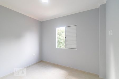 Quarto 1 de apartamento para alugar com 2 quartos, 60m² em Vila Santana, São Paulo