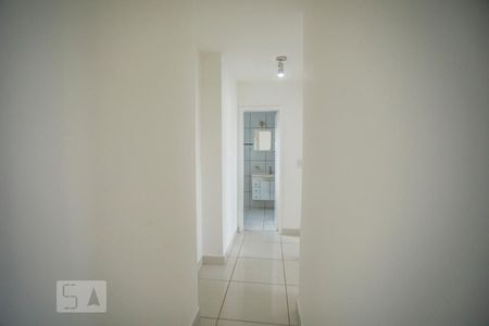 Corredor de apartamento para alugar com 2 quartos, 65m² em Vila Monte Alegre, São Paulo