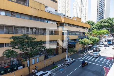 Varanda vista de apartamento à venda com 2 quartos, 82m² em Vila Monumento, São Paulo