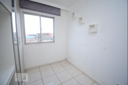 Quarto 2 de apartamento para alugar com 2 quartos, 49m² em Samambaia Sul (samambaia), Brasília