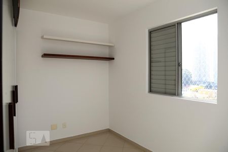 Quarto 1  de apartamento para alugar com 2 quartos, 65m² em Jardim Londrina, São Paulo