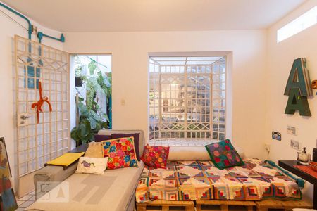 Sala de casa para alugar com 3 quartos, 100m² em Pinheiros, São Paulo