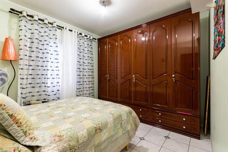 Quarto 1 de casa à venda com 7 quartos, 323m² em Vila Ré, São Paulo