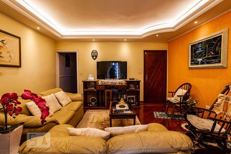 Sala de casa para alugar com 4 quartos, 300m² em Jardim Marek, Santo André