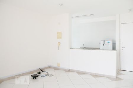 Sala de apartamento para alugar com 3 quartos, 73m² em Jardim Prudência, São Paulo
