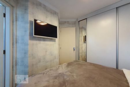 Suíte de apartamento para alugar com 3 quartos, 70m² em Vila Brasílio Machado, São Paulo