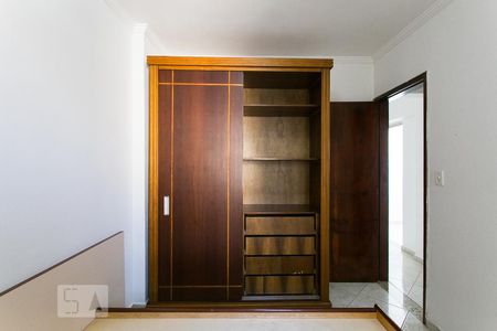 Quarto 1 de apartamento para alugar com 2 quartos, 64m² em Vila Regente Feijó, São Paulo