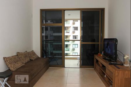 Sala de apartamento para alugar com 2 quartos, 65m² em Recreio dos Bandeirantes, Rio de Janeiro