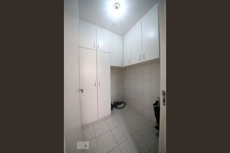 Quarto de Serviço de apartamento à venda com 4 quartos, 190m² em  Jardim Umuarama, São Paulo