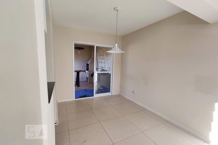 Sala de Jantar de casa de condomínio à venda com 3 quartos, 152m² em Olaria, Canoas