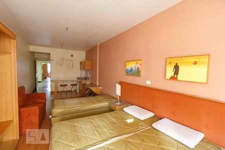 Apartamento à venda com 31m², 1 quarto e sem vagaSala/Quarto