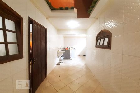 Casa de condomínio à venda com 448m², 6 quartos e 2 vagas Casa de condomínio à venda com 448m², 6 quartos e 2 vagasÁrea de Serviço