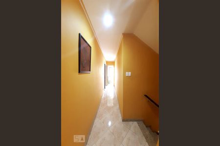 Casa de condomínio à venda com 448m², 6 quartos e 2 vagas Casa de condomínio à venda com 448m², 6 quartos e 2 vagasCorredor