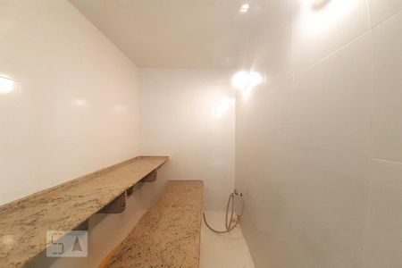 Casa de condomínio à venda com 448m², 6 quartos e 2 vagas Casa de condomínio à venda com 448m², 6 quartos e 2 vagasSauna