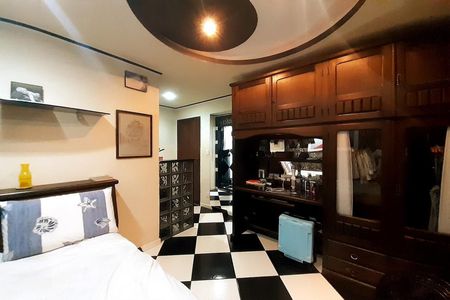 Casa de condomínio à venda com 448m², 6 quartos e 2 vagas Casa de condomínio à venda com 448m², 6 quartos e 2 vagasQuarto 3 - Suíte