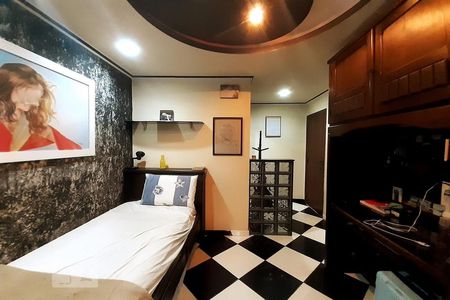 Casa de condomínio à venda com 448m², 6 quartos e 2 vagas Casa de condomínio à venda com 448m², 6 quartos e 2 vagasQuarto 3 - Suíte