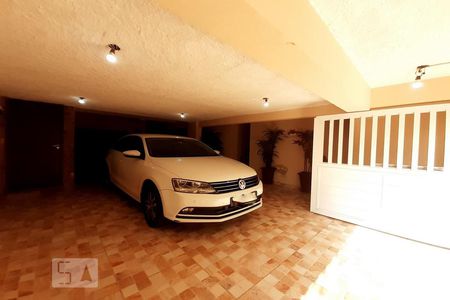 Casa de condomínio à venda com 448m², 6 quartos e 2 vagas Casa de condomínio à venda com 448m², 6 quartos e 2 vagasGaragem