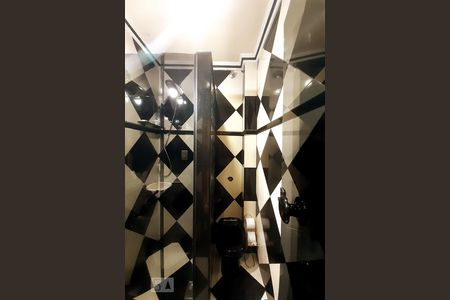 Casa de condomínio à venda com 448m², 6 quartos e 2 vagas Casa de condomínio à venda com 448m², 6 quartos e 2 vagasBanheiro da Suíte 2