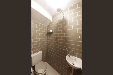 Casa de condomínio à venda com 448m², 6 quartos e 2 vagas Casa de condomínio à venda com 448m², 6 quartos e 2 vagasLavabo