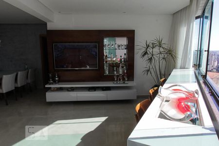 Sala de apartamento à venda com 3 quartos, 120m² em São Lucas, Belo Horizonte