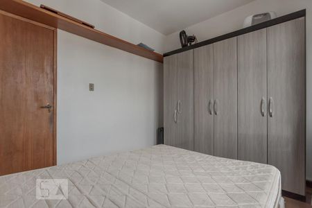 Quarto 1 de apartamento à venda com 2 quartos, 78m² em Santa Cecília, Porto Alegre