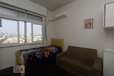 QUARTO 1 de apartamento à venda com 2 quartos, 86m² em São Geraldo, Porto Alegre