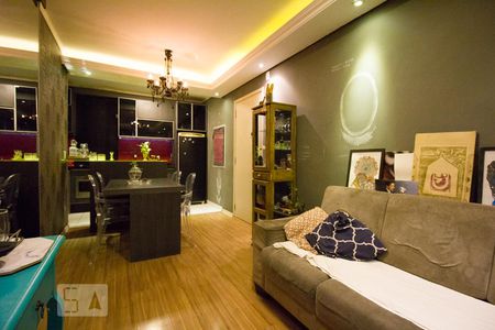 Sala de apartamento à venda com 2 quartos, 49m² em Mário Quintana, Porto Alegre
