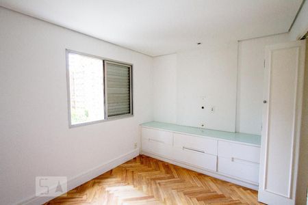 Quarto 1 de apartamento para alugar com 2 quartos, 71m² em Vila Ipojuca, São Paulo