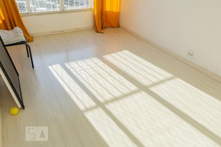 piso da sala de apartamento à venda com 2 quartos, 80m² em Maracanã, Rio de Janeiro