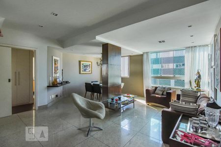 Sala de apartamento à venda com 3 quartos, 200m² em São Pedro, Belo Horizonte