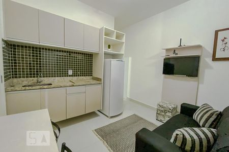Apartamento para alugar com 25m², 1 quarto e sem vagaSala e Cozinha