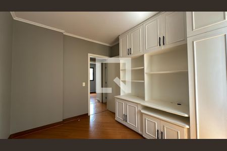 Quarto 1 de apartamento para alugar com 3 quartos, 155m² em Cabral, Curitiba
