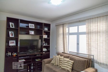 Sala 2 de casa para alugar com 3 quartos, 248m² em Vila Bertioga, São Paulo
