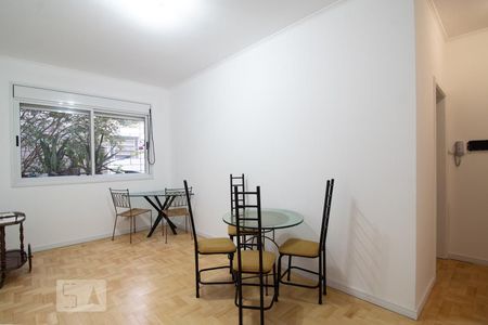 Sala de apartamento à venda com 2 quartos, 68m² em Independência, Porto Alegre