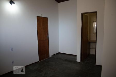 Suíte de casa para alugar com 2 quartos, 100m² em Engenho Velho de Brotas, Salvador