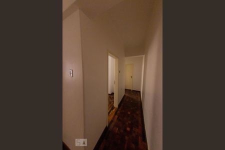 Corredor de apartamento para alugar com 2 quartos, 68m² em Centro Histórico, Porto Alegre