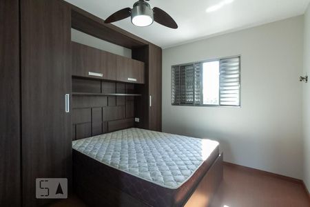 Quarto 1 de casa para alugar com 2 quartos, 116m² em Paulicéia, São Bernardo do Campo